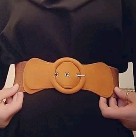 Round buckle brown elastic suede corset wide boho stretch waist statement belt - Picture 3 of 6